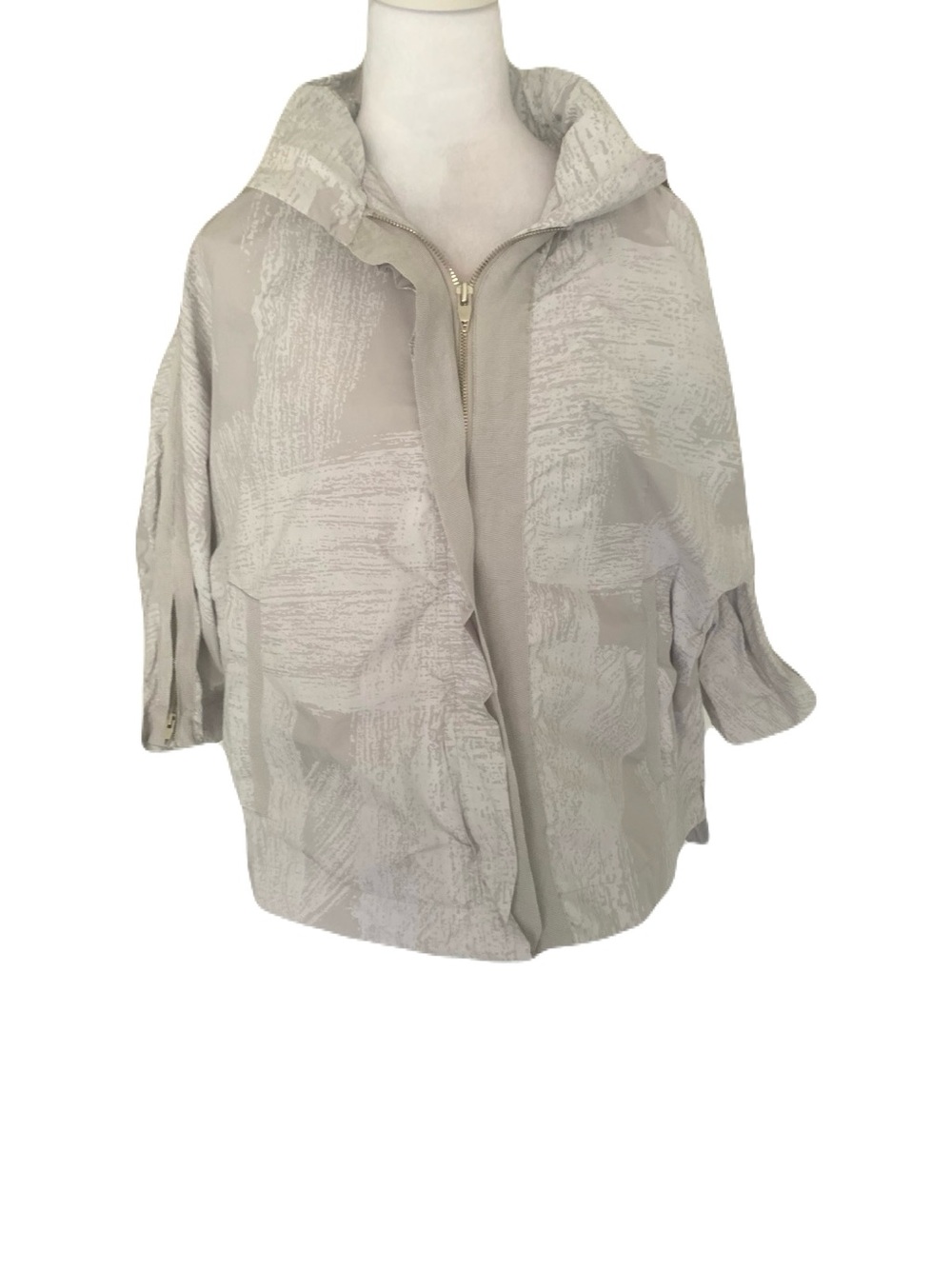 Demoo Parkchoonmoo Light Gray Nylon Zip hood Pocket Zip-Front Women's Jacket